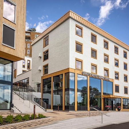 Quality Hotel Grand Larvik Esterno foto