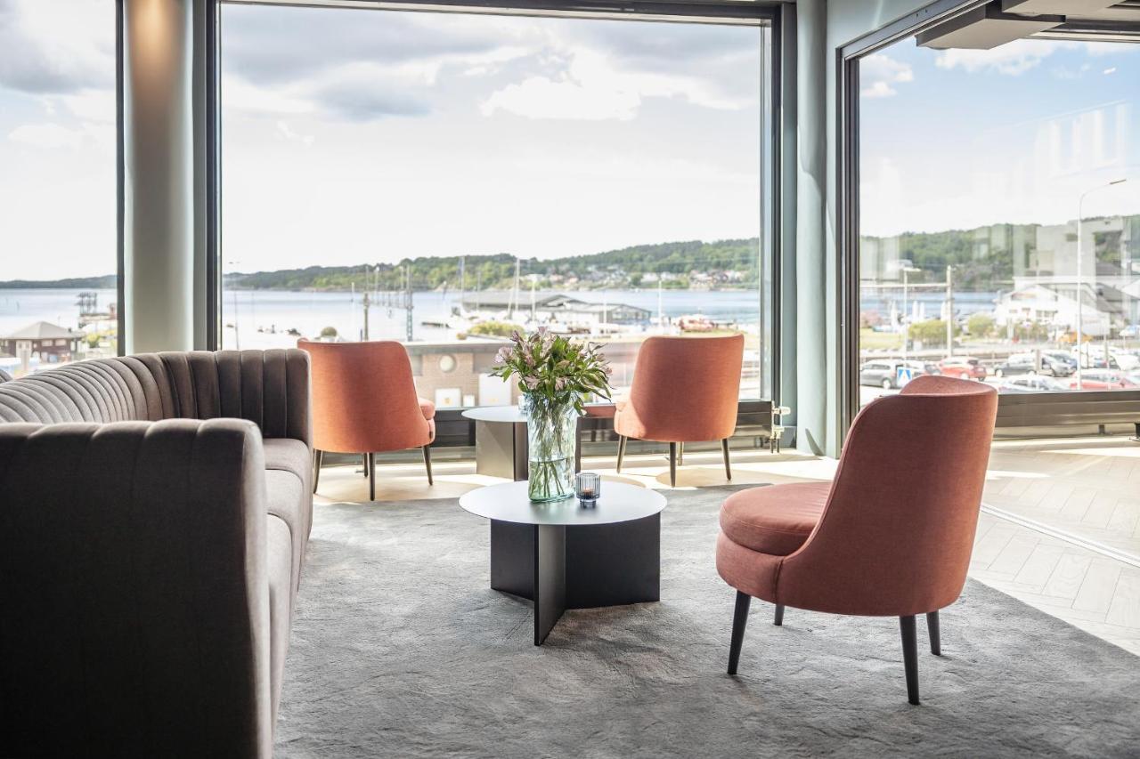 Quality Hotel Grand Larvik Esterno foto