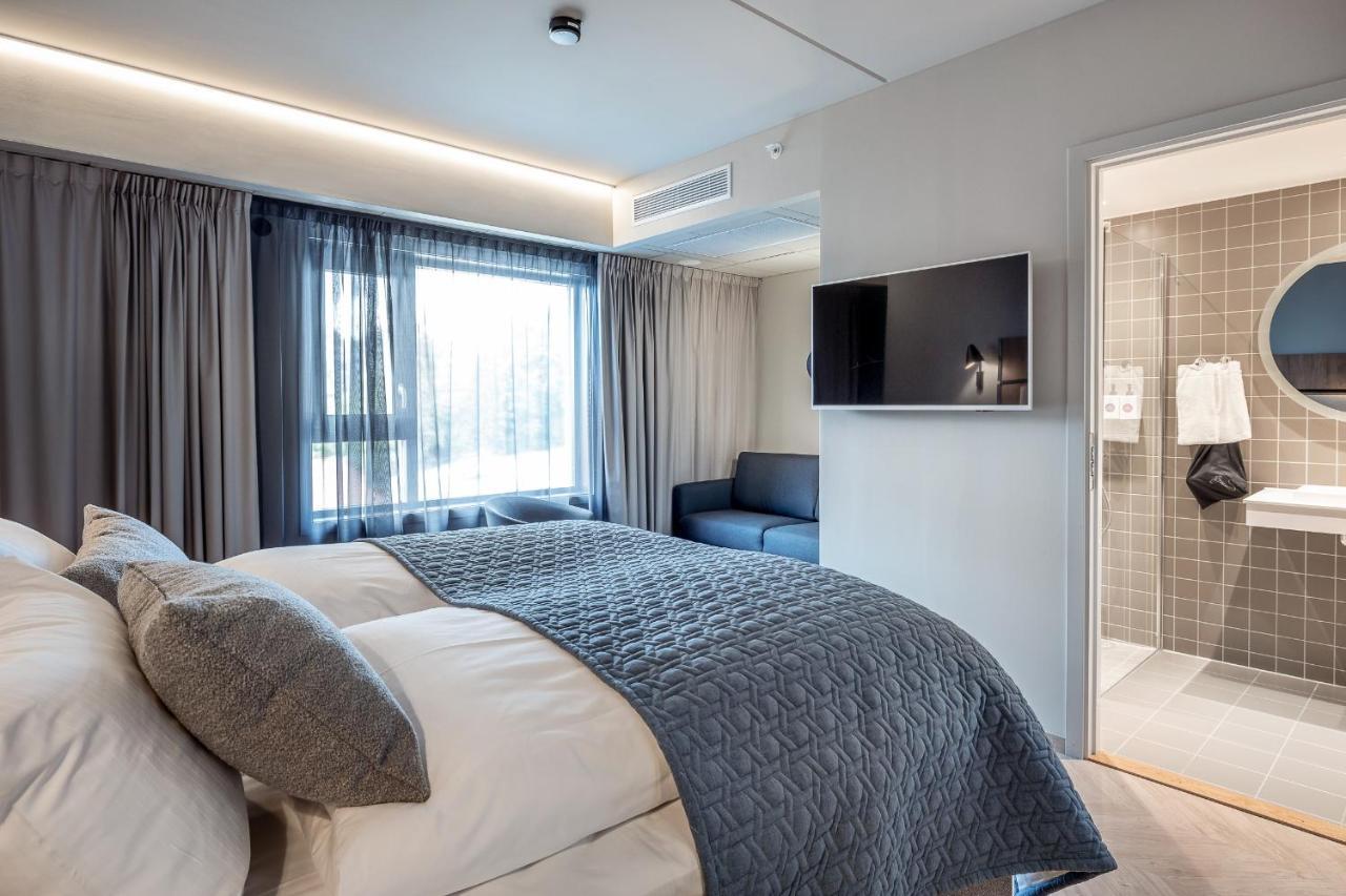 Quality Hotel Grand Larvik Esterno foto