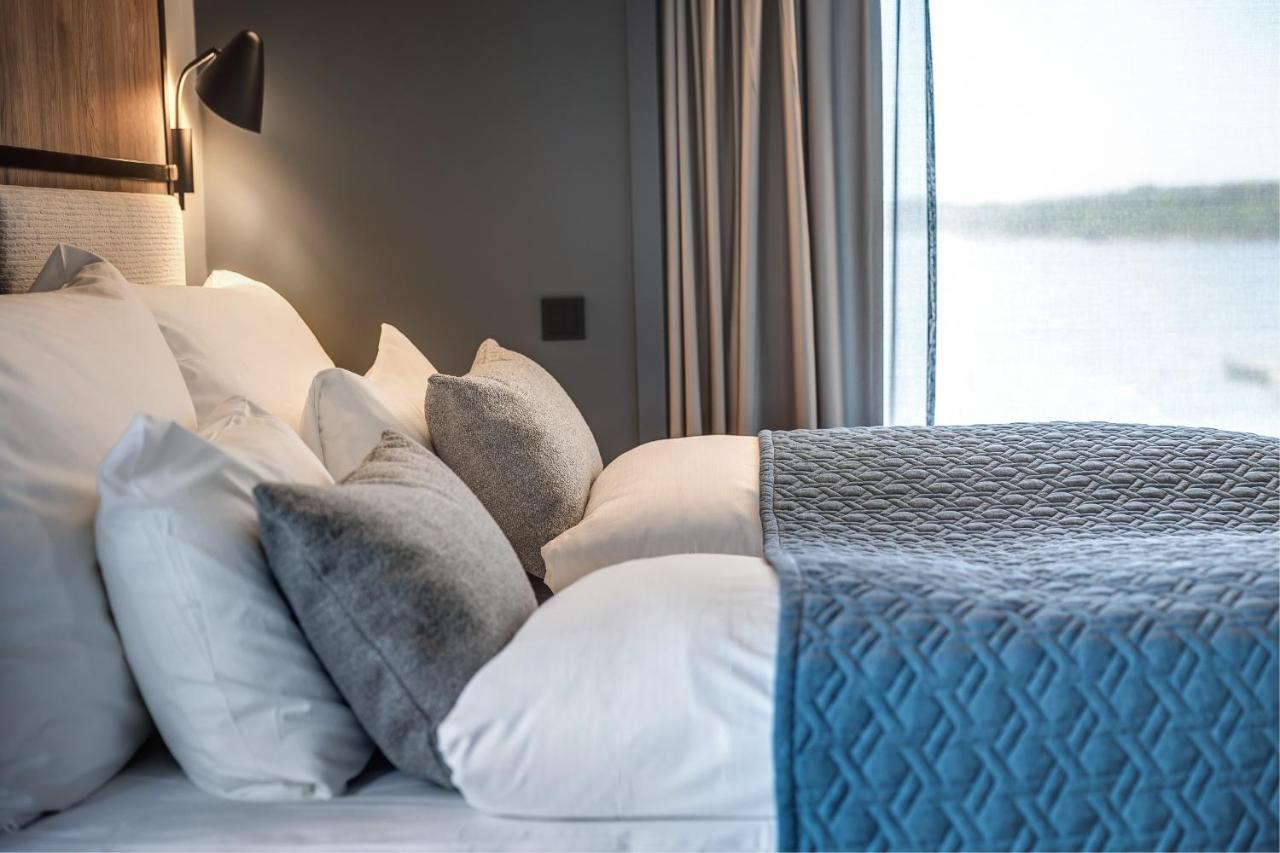 Quality Hotel Grand Larvik Esterno foto