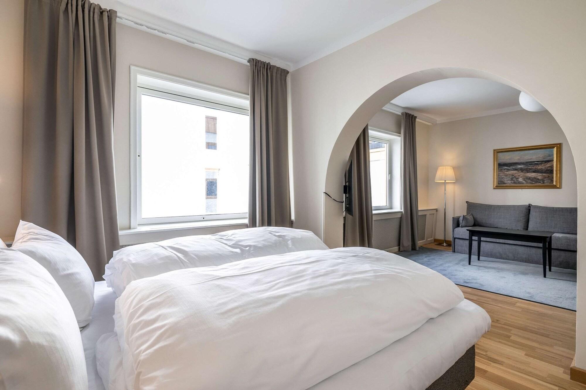 Quality Hotel Grand Larvik Esterno foto
