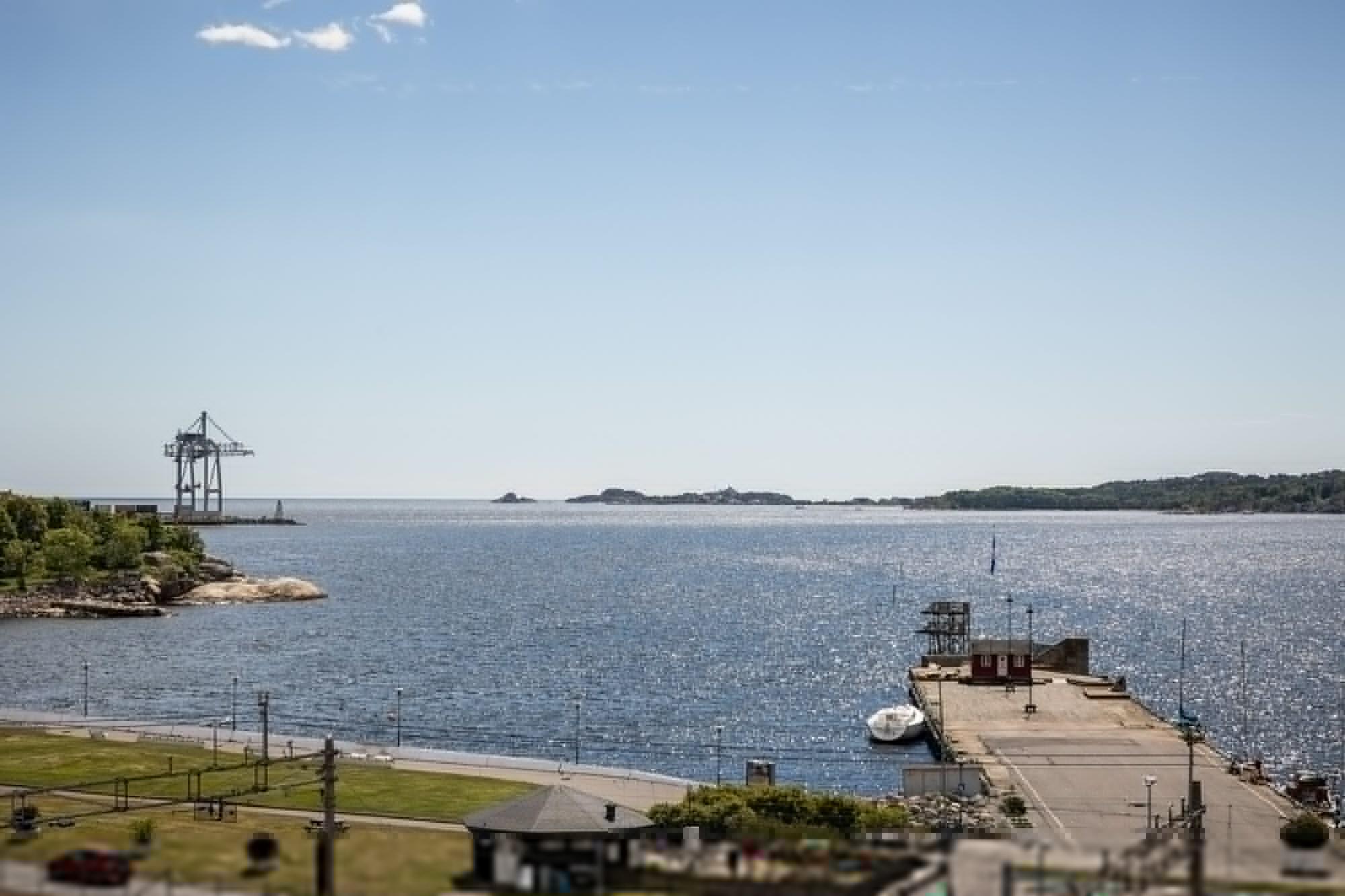 Quality Hotel Grand Larvik Esterno foto