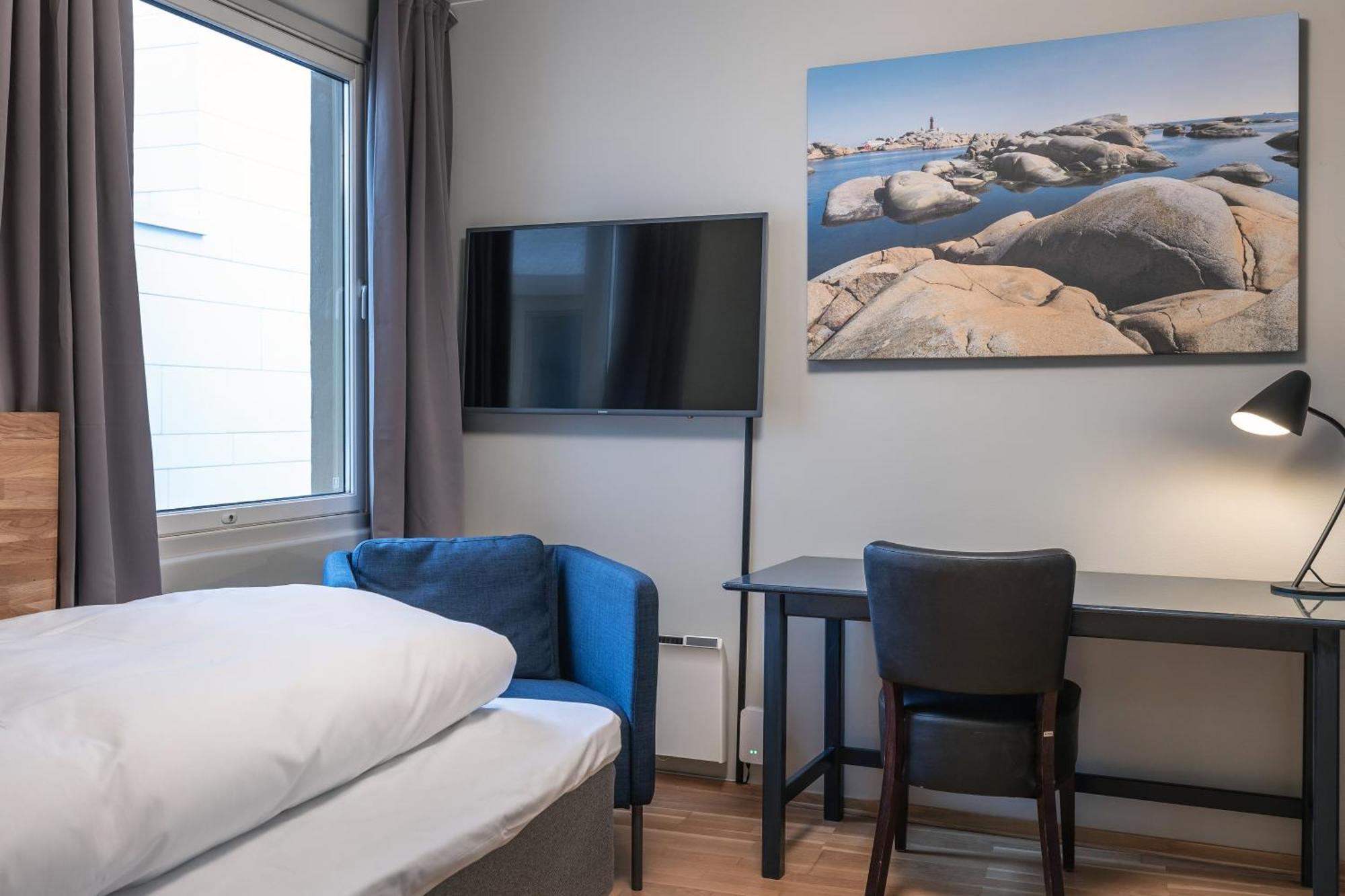Quality Hotel Grand Larvik Esterno foto
